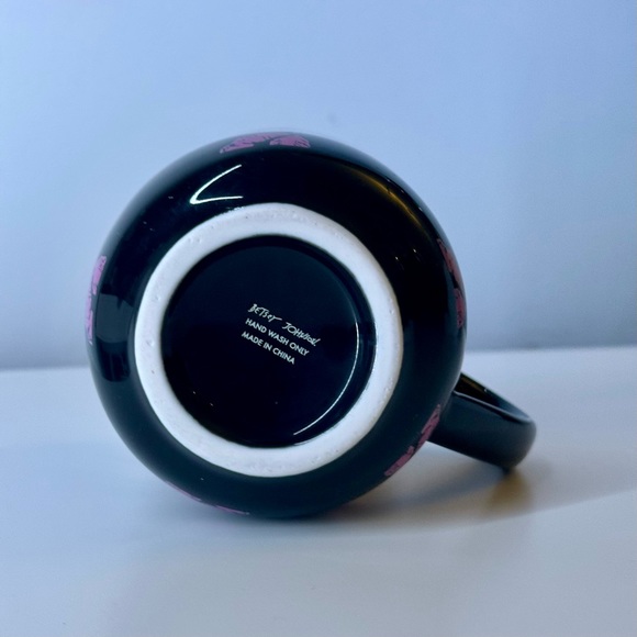 Betsey Johnson Lips XO Coffee Mug 💋 - Picture 2 of 9